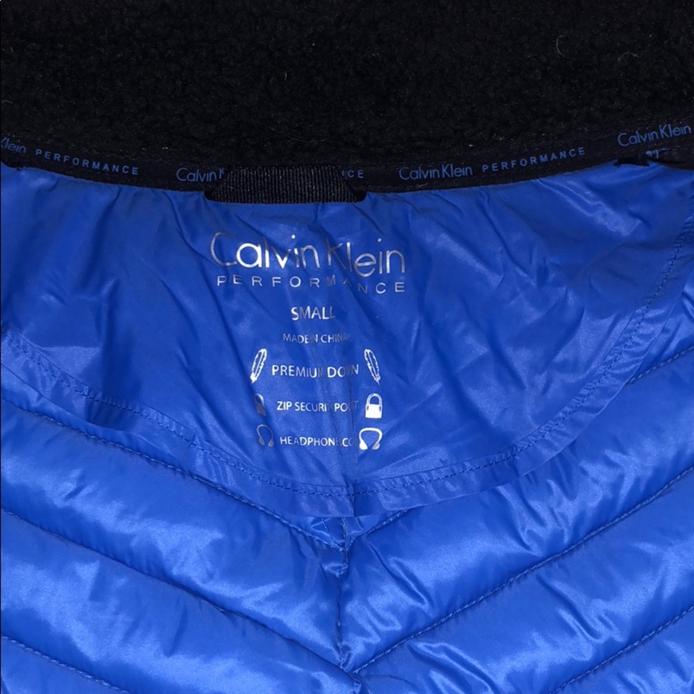 Vest - Picture 3 of 5